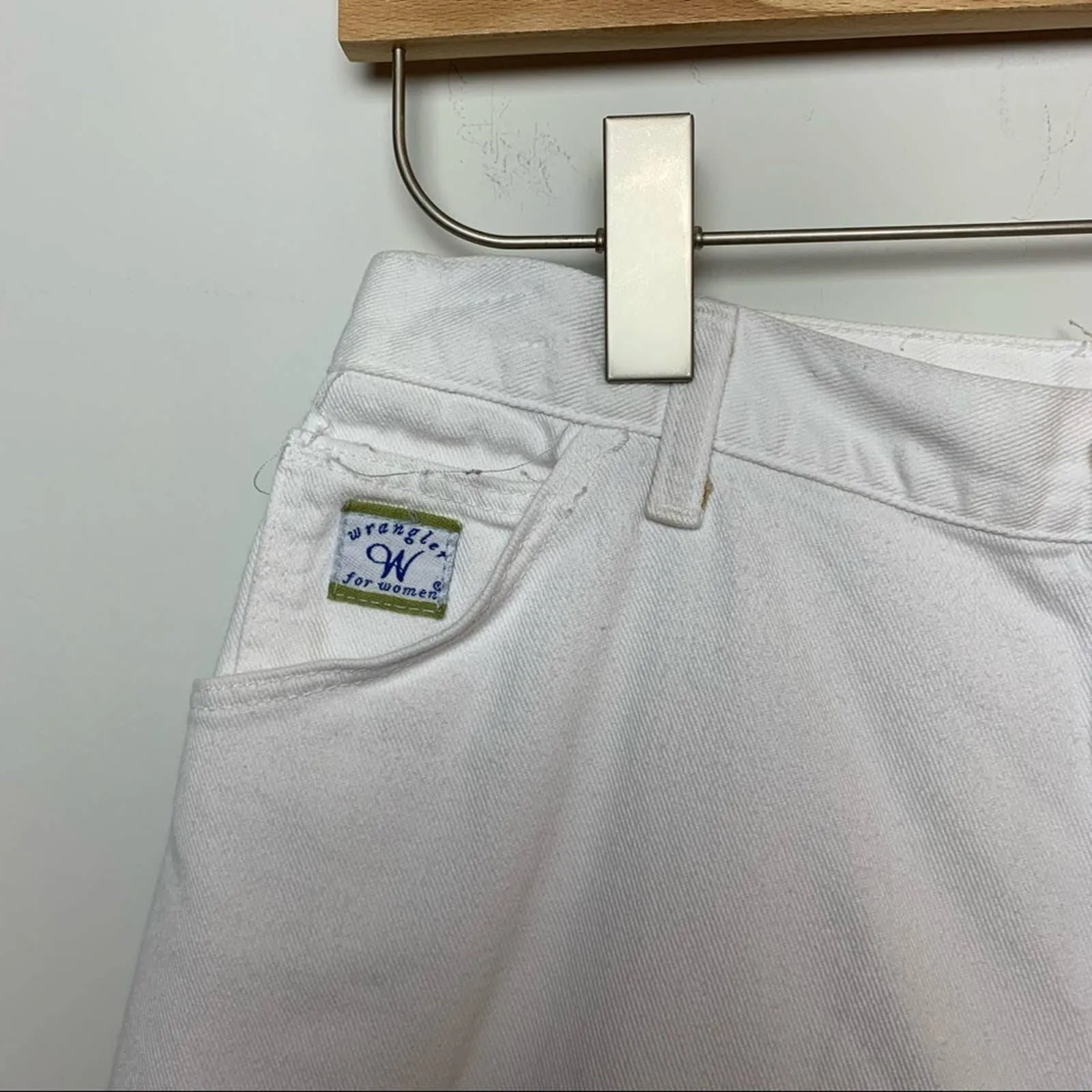 90s Wrangler High Rise White Jean Shorts 29 Inch Waist
