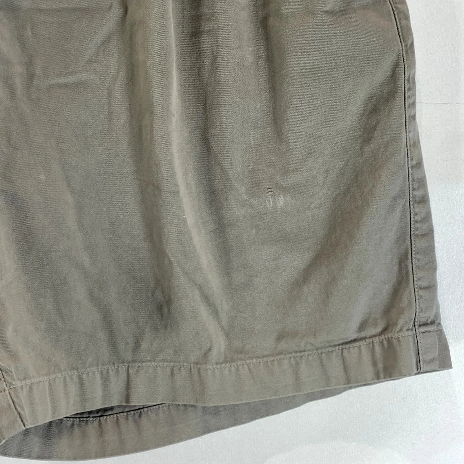 BANANA REPUBLIC Men's Tan Vintage Pleated Front Chino Shorts SZ 34