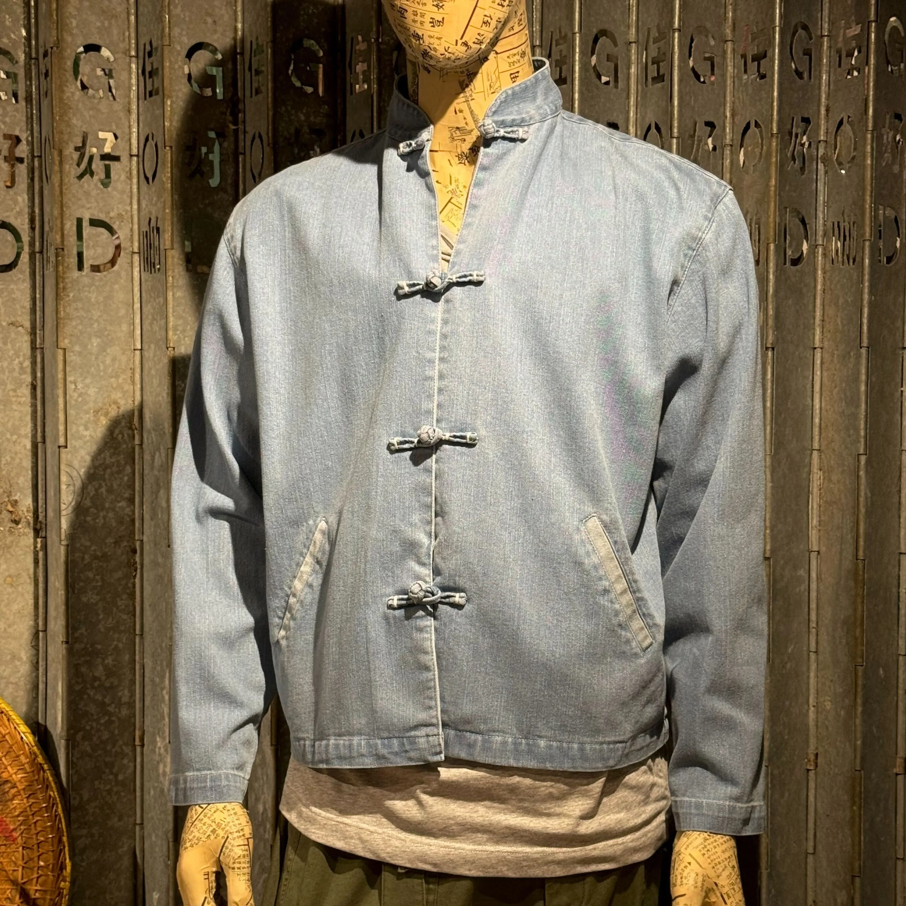 Denim Jacket Knot Button with angled welt pockets, Blue