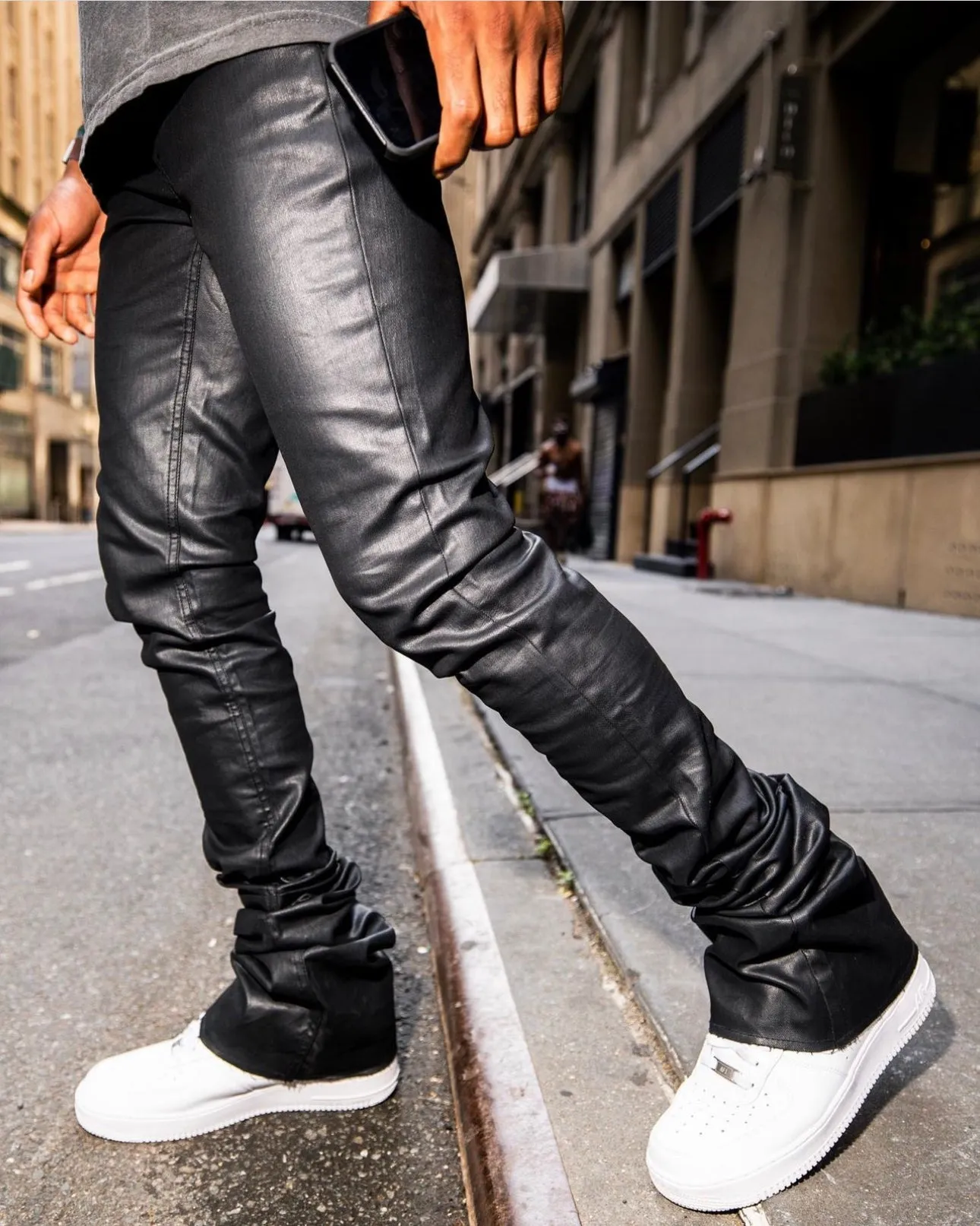 Doctrine denim (black classic wax super skinny stcaked jean)