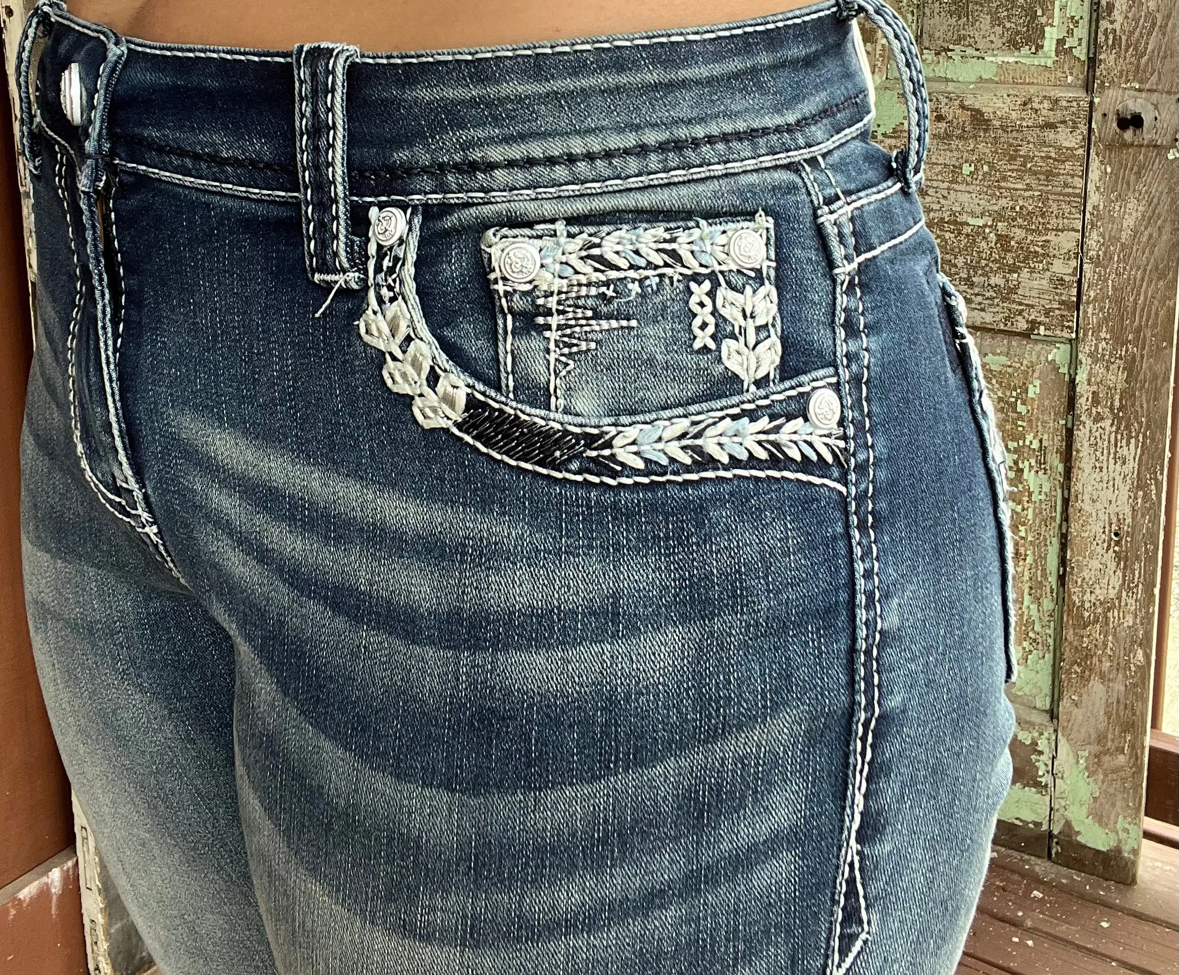 Grace in LA Women's Easy Fit Steerhead Feather Raw Hem Bootcut Jeans EB61610