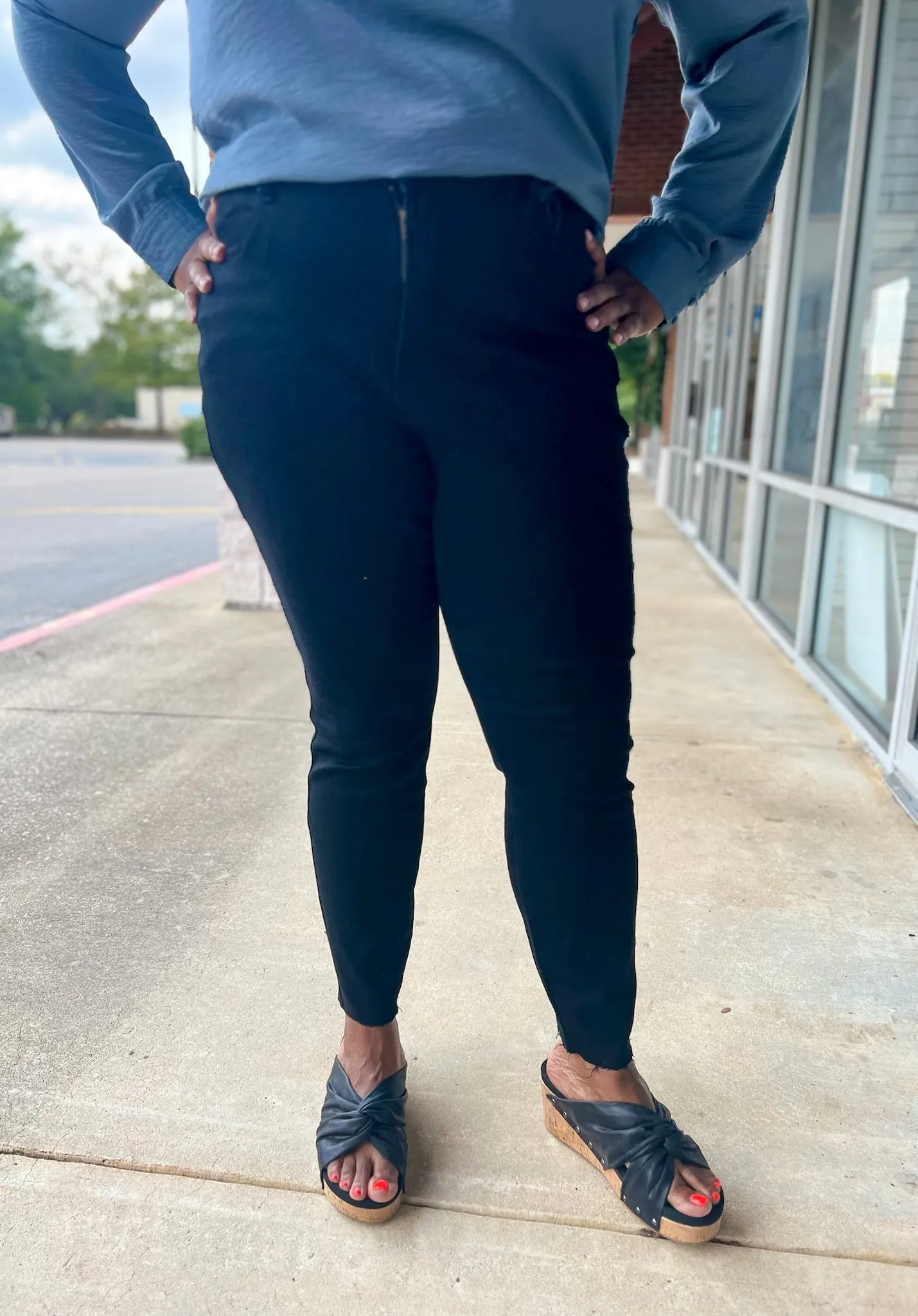 Judy Blue Black HW Skinny Jeans with Tummy Control Panel (C)