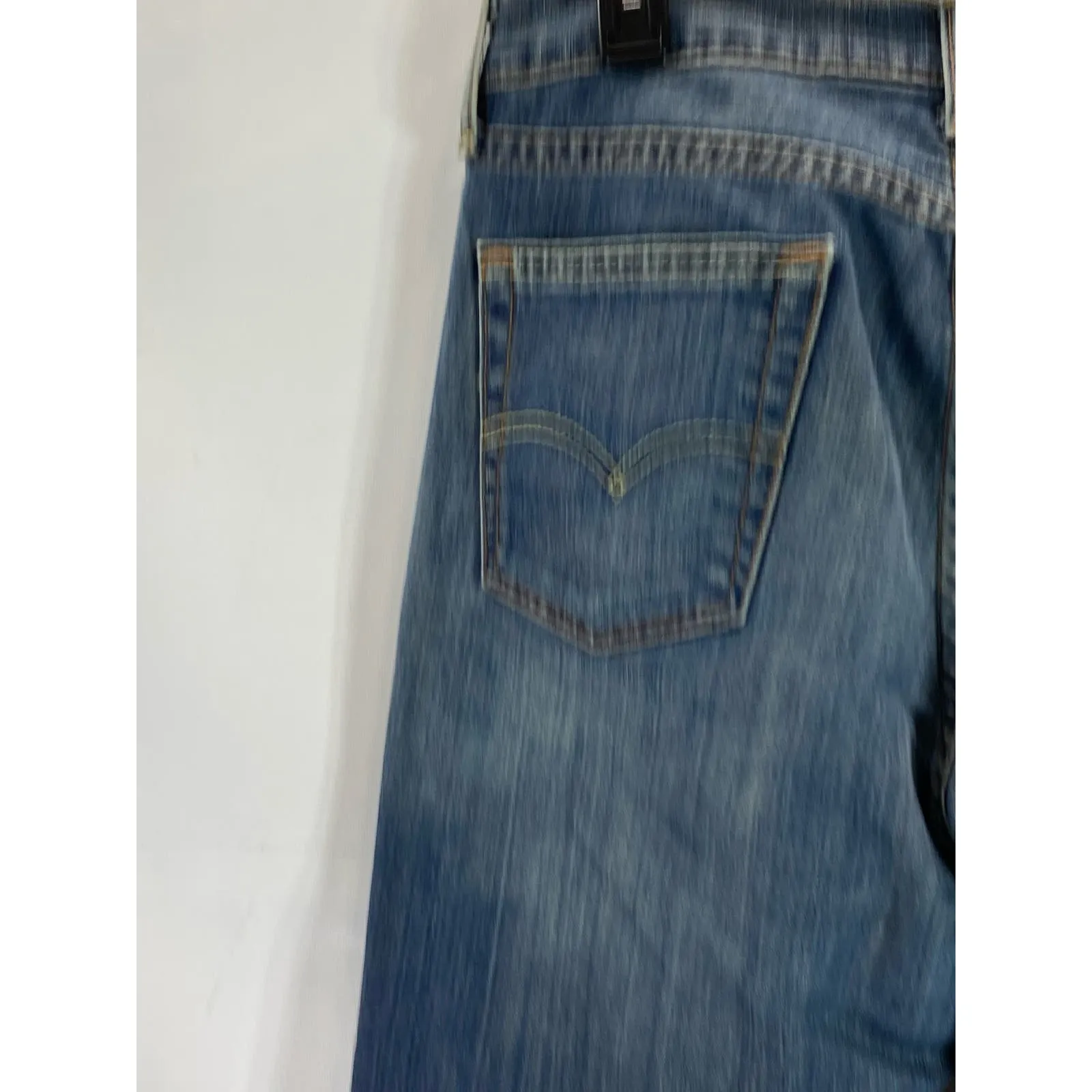 LEVI'S Men's Medium Wash Stretch 514 Straight Fit Five-Pocket Jeans SZ 30X30