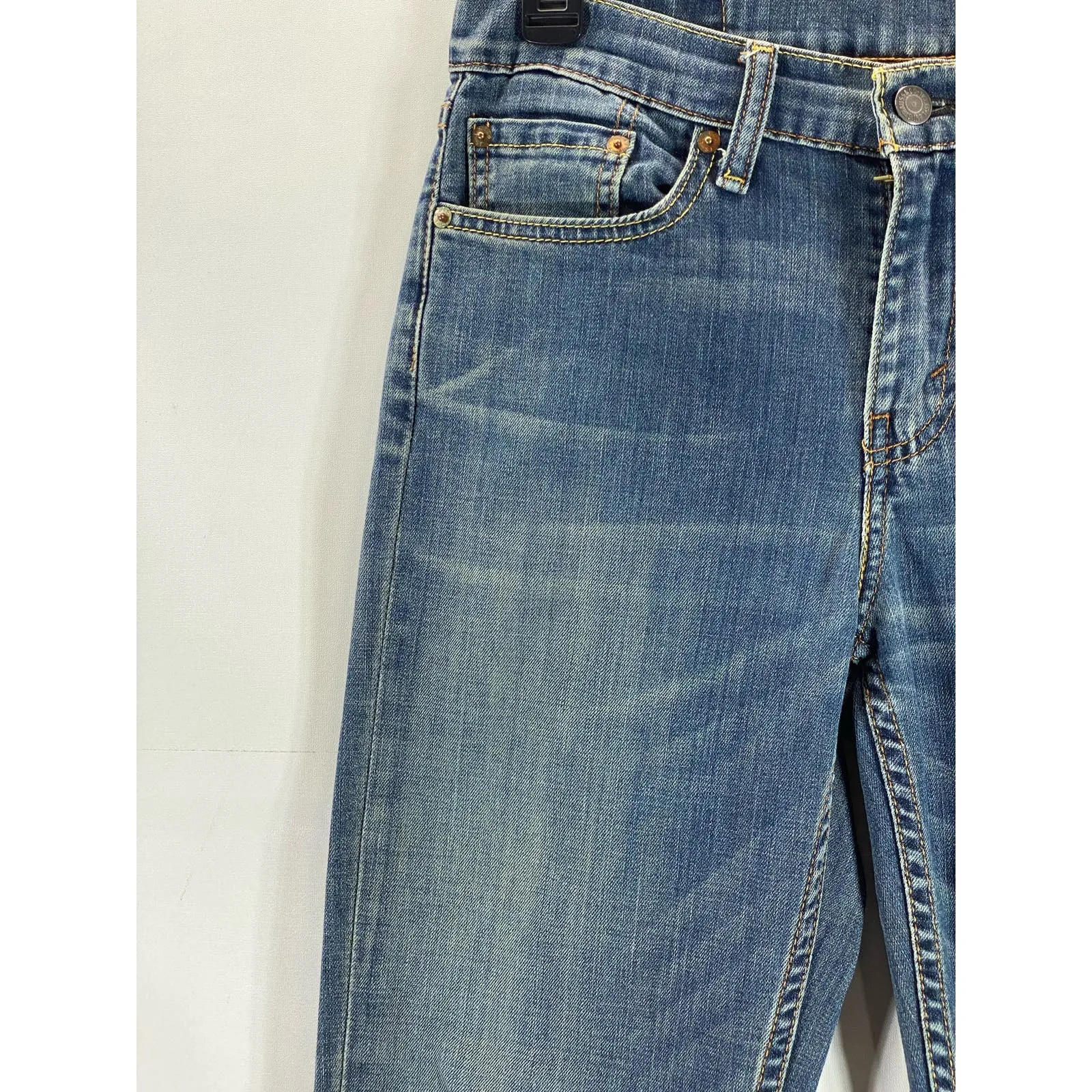 LEVI'S Men's Medium Wash Stretch 514 Straight Fit Five-Pocket Jeans SZ 30X30