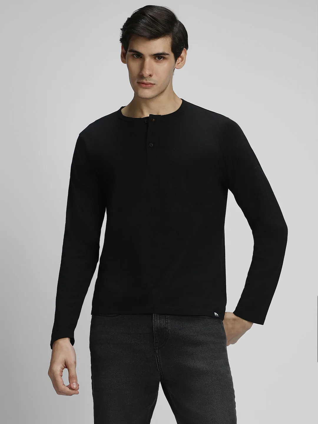 Men's Black Solid Full Sleeves Henley neck Casual T-Shirt