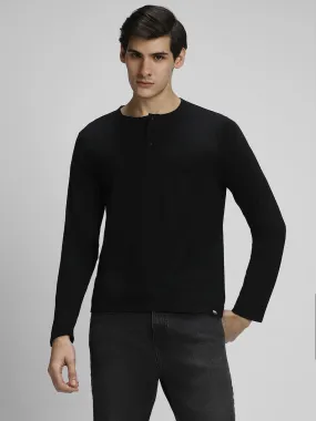 Men's Black Solid Full Sleeves Henley neck Casual T-Shirt