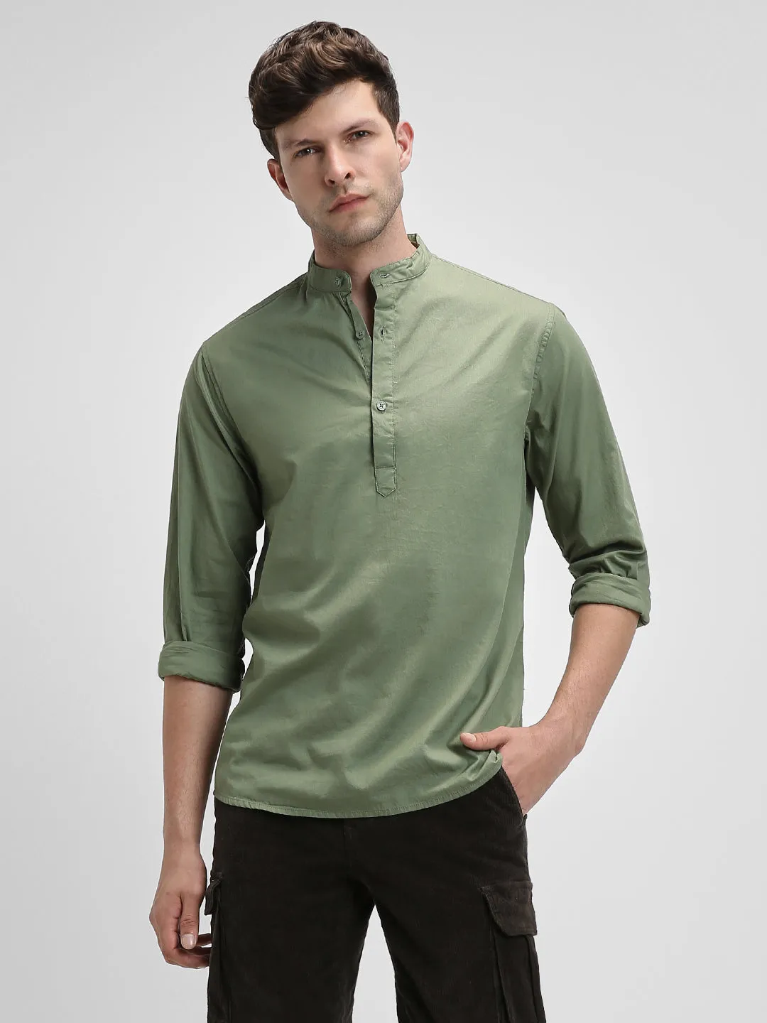 Men's Pop Over Mandarin Collar Slim Fit Solid Green Casual Shirts