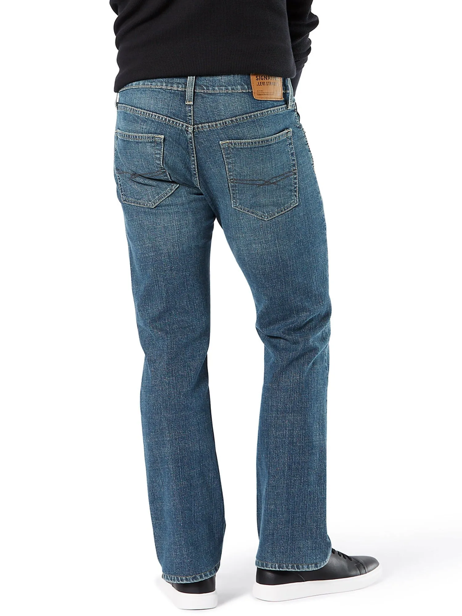 Signature by Levi Strauss & Co. Men's Bootcut Jeans
